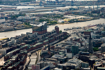 Fototapeta premium Hamburg Panorama fome above