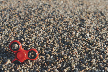 Spinner in the sand for a relaxed summer (CONCEPT)