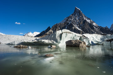 Verstek piek bij Concordia kamp, K2 trek, Skardu, Gilgit-Baltistan, Pakistan