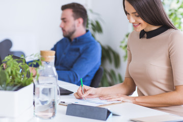 Obraz premium Businesspeople working in office