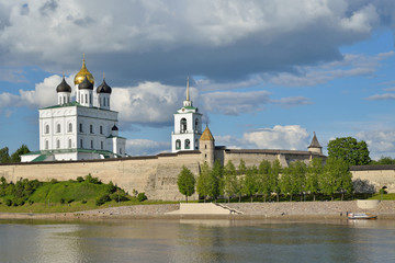 Trinity Cathedral, castle walls and Dovmont's tower reflected in the river Great