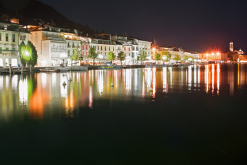 Fototapeta premium Lungo Lago di Garda Salo - Salò