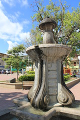Fuente del parque principal. San Jerónimo, Antioquia, Colombia.