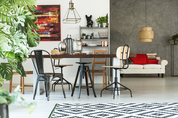 Patterned carpet in a room