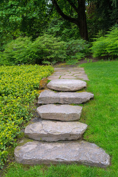 Large Rock Stone Steps And Flagstone Garden Path