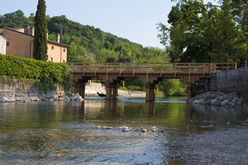 Fototapeta na wymiar Nuovo ponte
