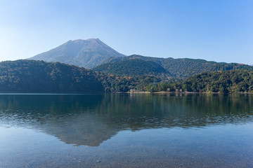 Obraz premium Mount Kirishima and lake