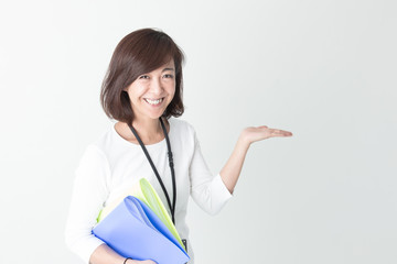 OLポートレート・ミドル女性(白バック)