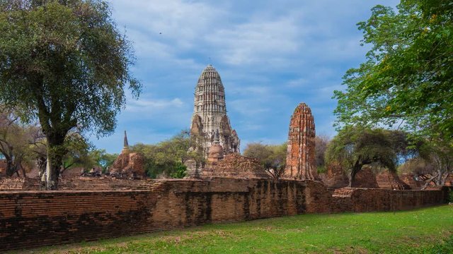 4k Time-lapse panning of Ruins of Wat Ratcha Burana temple in Ayutthaya historical park, Thailand