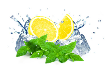 Lemon splash and ice
