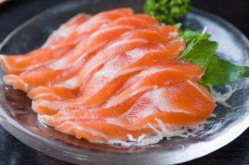 サーモンの刺身