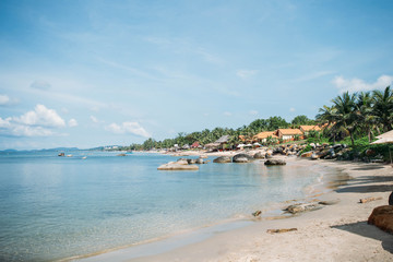 Fototapeta na wymiar Beautiful tropical beach in island Phu Quoc