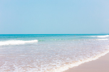 Fototapeta na wymiar View of the sea from a tropical beach.