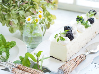 オシャレなレアチーズケーキ