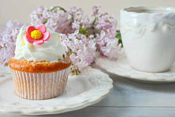 Cupcake with cream