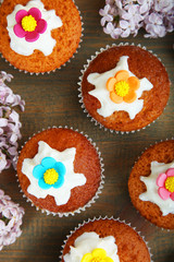 Cupcakes with cream