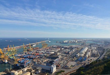 Obraz premium Large cargo port in Europe