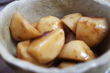 里芋の煮っ転がし