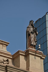 Fototapeta na wymiar Saint Rose statue,Santiago cathedral