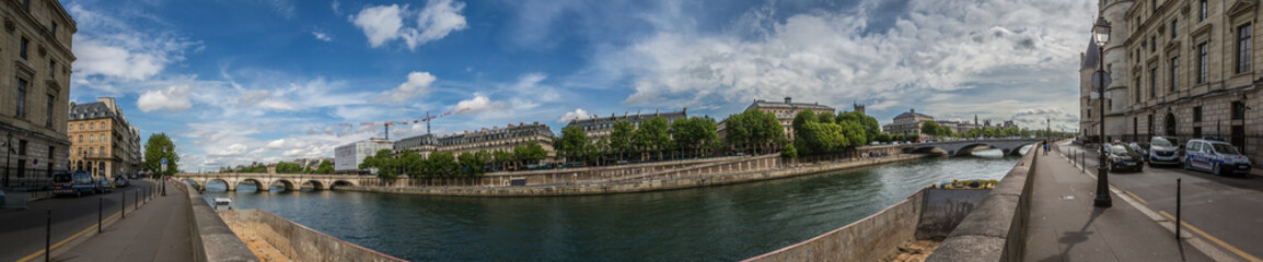Fototapeta premium Panorama view of the river Seine at Paris