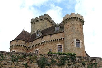 Fototapeta na wymiar château de castelnau-bretenoux