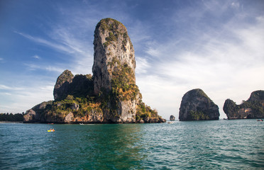 Naklejka premium limestone formations in the Adaman sea, Thailand