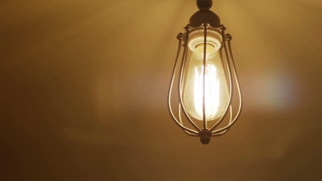 Retro Light Bulb Lighting Series
Traditional classic ceiling light bulb lighting for video opening or closing background.
