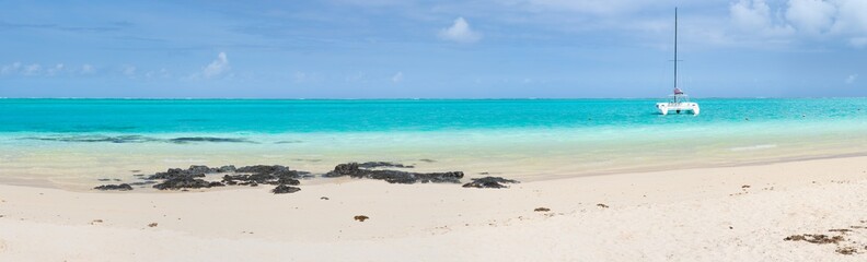 Fototapeta na wymiar Pointe d'Esny beach, Mauritius. Panorama