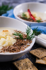 Creamy cauliflower soup