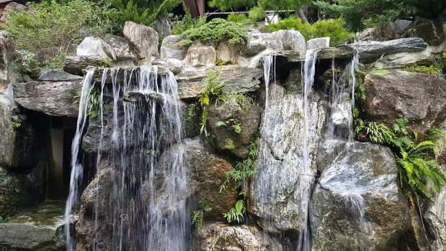 Waterfall at Zhinan Temple cable car station