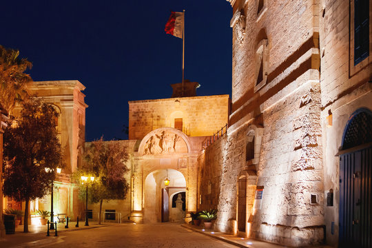 Night cityscape of Mdina, old capital of Malta.