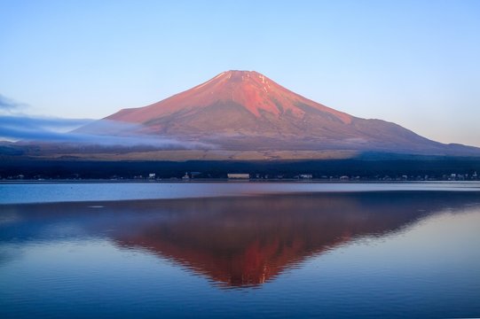 赤富士 Images – Browse 5,396 Stock Photos, Vectors, and
