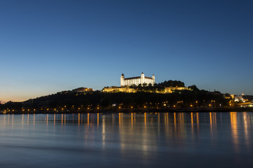 A panoramic vie of the castle of Bratislava by night