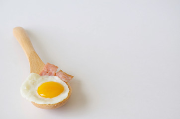 かわいい目玉焼き