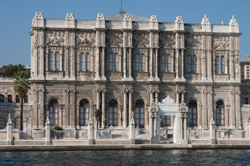 Fototapeta na wymiar Architektur am Bosporus (Istanbul)