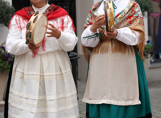 Traditional galician costume - 153819475