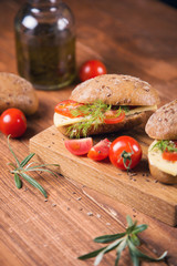 sandwich with tomato