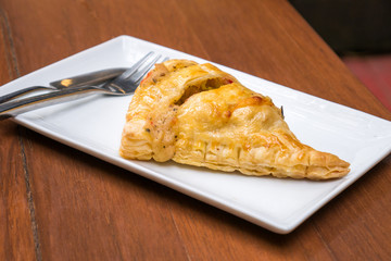 Pies chiken