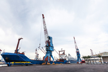 Fototapeta na wymiar Commercial Port