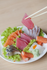 sashimi japanese food 