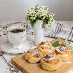 Image with rolls