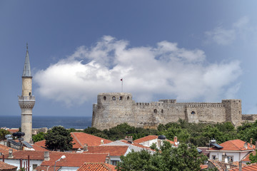 Obraz premium Minaret and Bozcaada castle