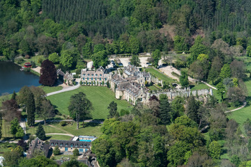 L'abbaye des Vaux de Cernay, centre de s&eacute;minaires