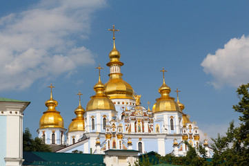 Fototapeta na wymiar Golden domes of St. Michael's Cathedral. Kiev, Ukraine