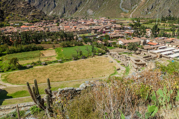 Fototapeta na wymiar Aerial view of village Ollantaytambo, Sacred Valley of Incas, Peru