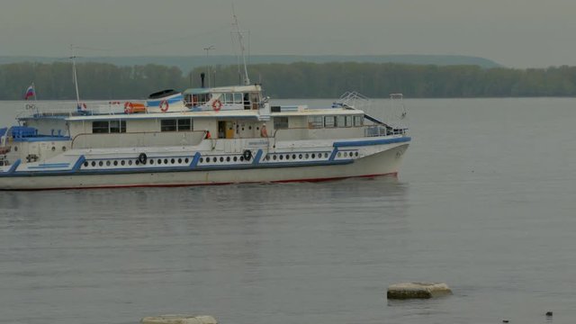 Ship against the current