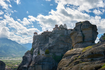 Fototapeta na wymiar Great Monastery of Varlaam on the high rock in Meteora, Thessaly, Greece