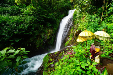 Tegenungan Waterfall. Git Git Waterfall. 