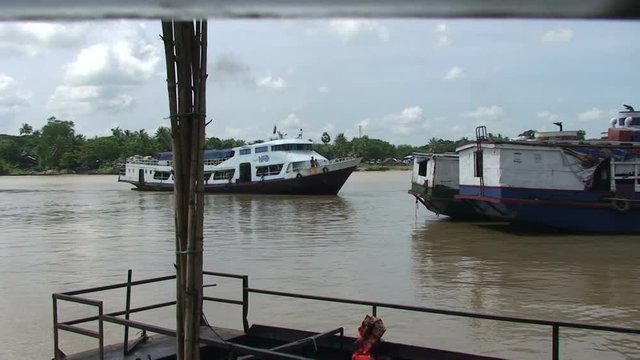 Pathein, Fishing boats at the Irrawaddy river