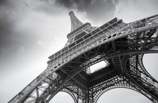 Eiffel Tower in Paris, gray day, black and white picture